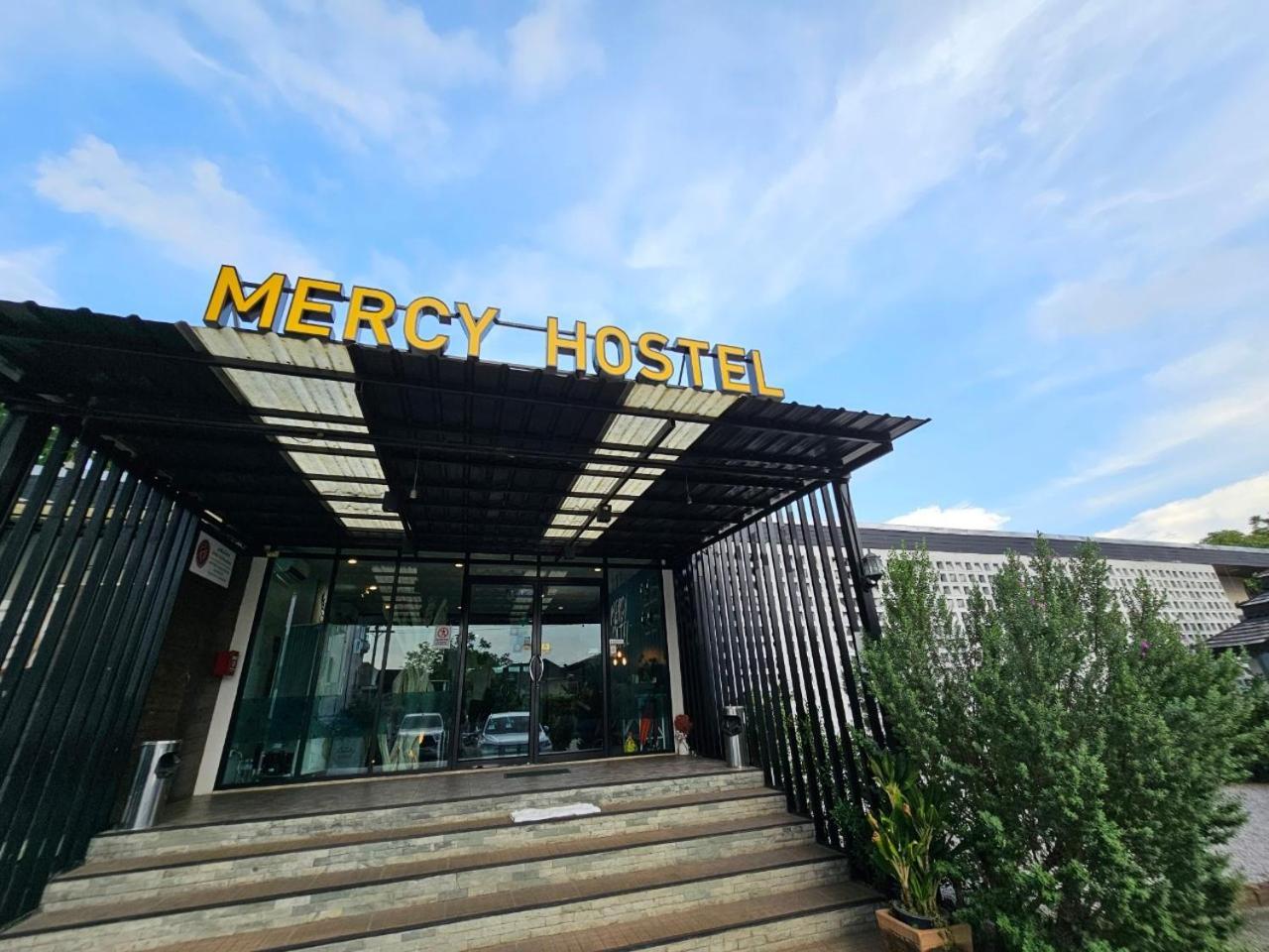 Mercy Hostel Chiang Rai Exterior foto
